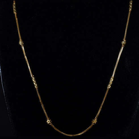 22 Carat Gold Plain Chain With  Circle And Cycliderical Cube Design 8.38g by Mahita Collections